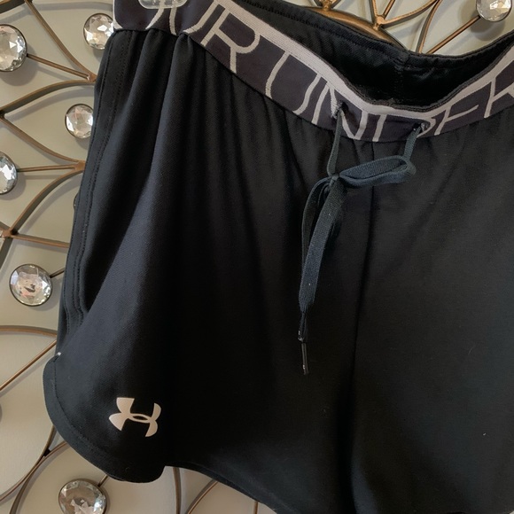 Under Armour Shorts - Picture 2 of 3